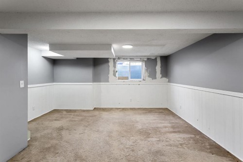 92 Riverbrook Place Se, Calgary, AB - Indoor Photo Showing Other Room