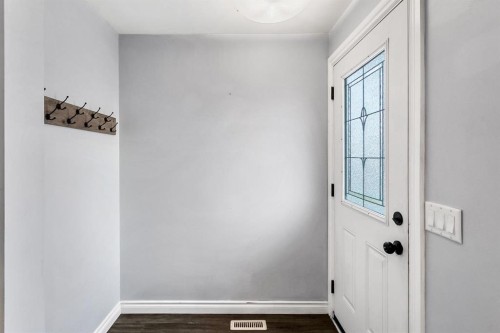 92 Riverbrook Place Se, Calgary, AB - Indoor Photo Showing Other Room