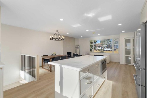 4812 Verona Drive Nw, Calgary, AB - Indoor