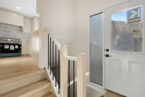 4812 Verona Drive Nw, Calgary, AB - Indoor Photo Showing Other Room