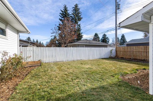 4812 Verona Drive Nw, Calgary, AB - Outdoor
