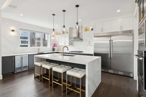 143 Aspen Summit Boulevard Sw, Calgary, AB - Indoor Photo Showing Kitchen With Upgraded Kitchen