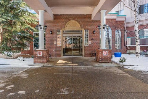 302-200 Lincoln Way SW Calgary, AB T3E 7G7