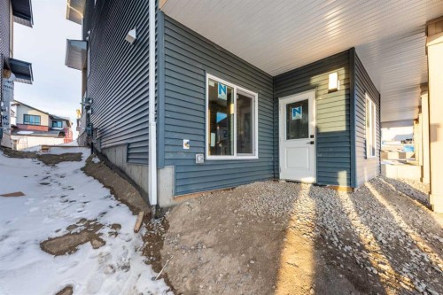 108 Heritage Manor, Cochrane, AB - Outdoor