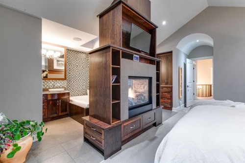 1727 Bowness Road Nw, Calgary, AB - Indoor