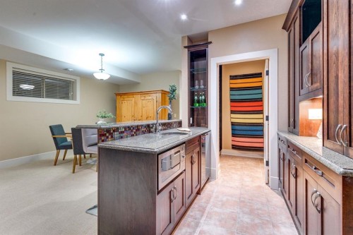 1727 Bowness Road Nw, Calgary, AB - Indoor Photo Showing Kitchen