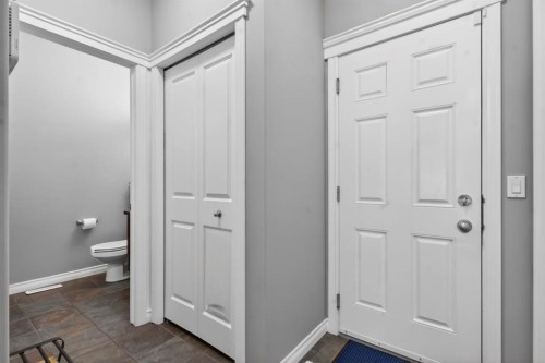 98 Evanscove Circle Nw, Calgary, AB - Indoor Photo Showing Other Room