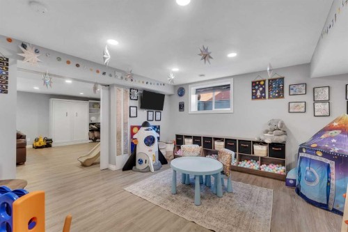 45 Hanson Hollow Ne, Langdon, AB - Indoor
