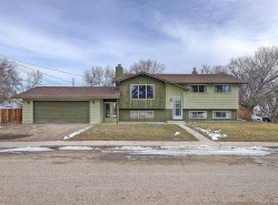 2220 23 Street Nanton, AB T0L 1R0