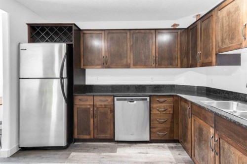 204-931 2 Avenue Nw, Calgary, AB - Indoor Photo Showing Kitchen