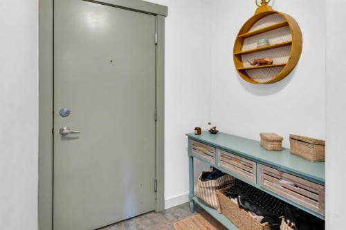 204-931 2 Avenue Nw, Calgary, AB - Indoor