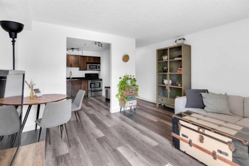 204-931 2 Avenue Nw, Calgary, AB - Indoor