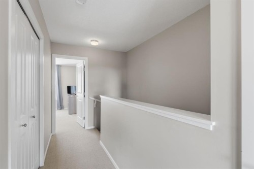 412 Ascot Circle Sw, Calgary, AB - Indoor Photo Showing Other Room