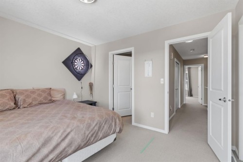 412 Ascot Circle Sw, Calgary, AB - Indoor Photo Showing Bedroom