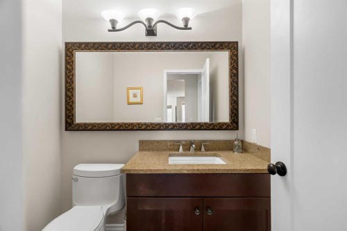 14 Sun Harbour Way Se, Calgary, AB - Indoor Photo Showing Bathroom