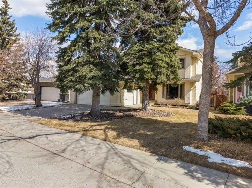 14 Sun Harbour Way Se, Calgary, AB - Outdoor