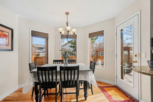 14 Sun Harbour Way Se, Calgary, AB - Indoor Photo Showing Dining Room