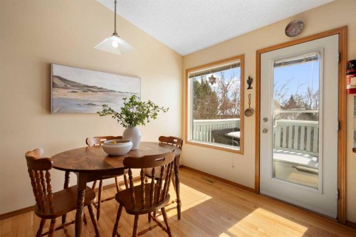 221 Scurfield Place Nw, Calgary, AB - Indoor Photo Showing Dining Room