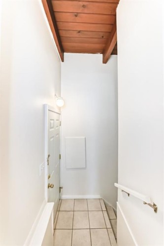 19 Meadowview Road Sw, Calgary, AB - Indoor Photo Showing Other Room