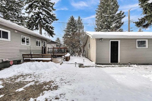 4115 Bowlen Street Nw, Calgary, AB - Outdoor With Deck Patio Veranda
