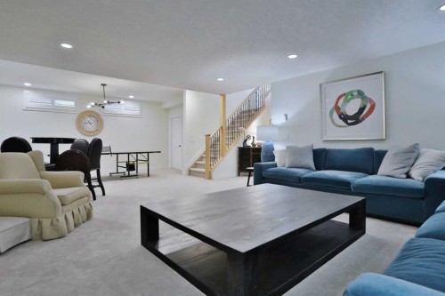 92 Sherwood Rise Nw, Calgary, AB - Indoor Photo Showing Living Room