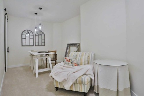 92 Sherwood Rise Nw, Calgary, AB - Indoor