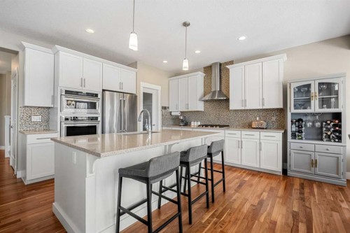 490 Mahogany Manor Se, Calgary, AB - Indoor Photo Showing Kitchen With Upgraded Kitchen