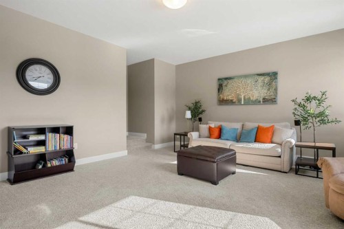 490 Mahogany Manor Se, Calgary, AB - Indoor Photo Showing Living Room