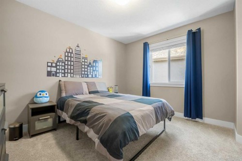490 Mahogany Manor Se, Calgary, AB - Indoor Photo Showing Bedroom