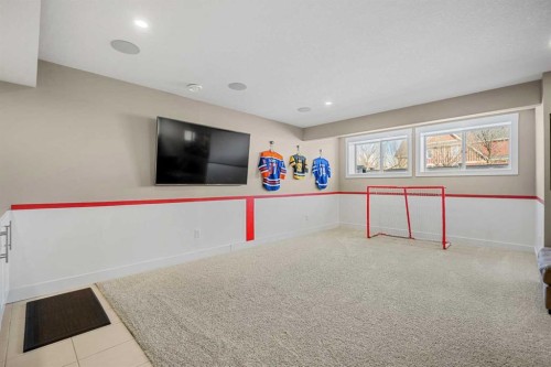 490 Mahogany Manor Se, Calgary, AB - Indoor Photo Showing Other Room