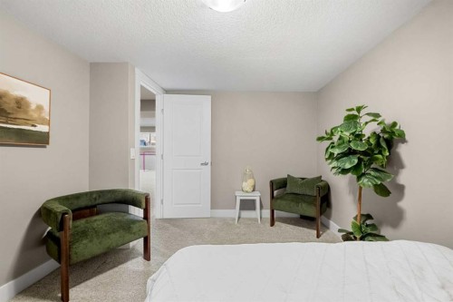 490 Mahogany Manor Se, Calgary, AB - Indoor Photo Showing Other Room
