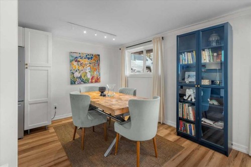 2023 35 Avenue Sw, Calgary, AB - Indoor Photo Showing Dining Room