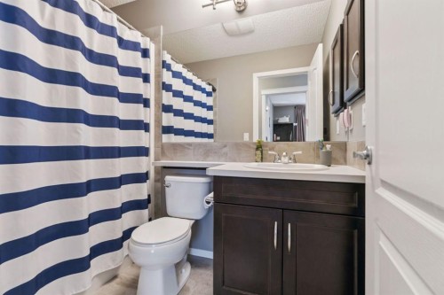 50 Nolanfield Lane Nw, Calgary, AB - Indoor Photo Showing Bathroom
