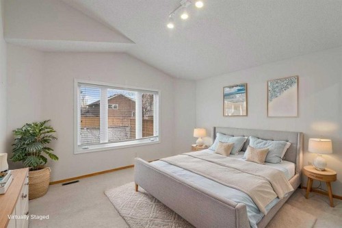 179 Sunlake Way Se, Calgary, AB - Indoor Photo Showing Bedroom