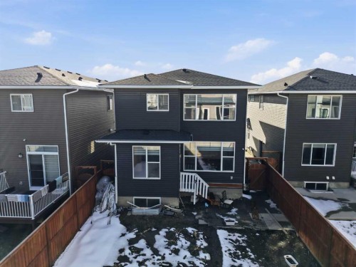 32 Red Embers Square Ne, Calgary, AB - Outdoor