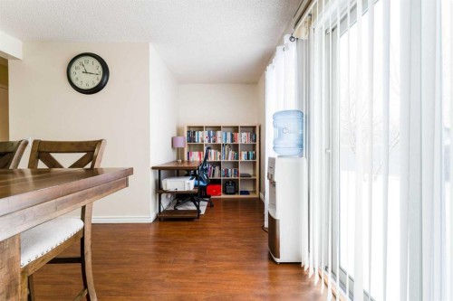 31 Coventry Lane Ne, Calgary, AB - Indoor