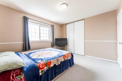 31 Coventry Lane Ne, Calgary, AB - Indoor Photo Showing Bedroom
