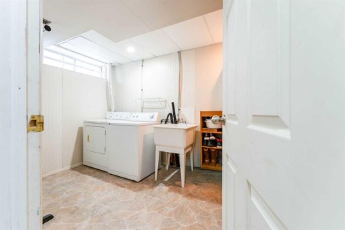 31 Coventry Lane Ne, Calgary, AB - Indoor Photo Showing Laundry Room