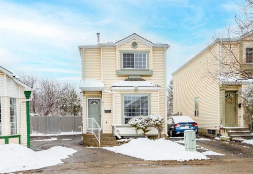 31 Coventry Lane Ne, Calgary, AB - Outdoor