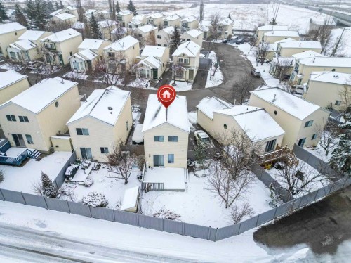 31 Coventry Lane Ne, Calgary, AB - Outdoor