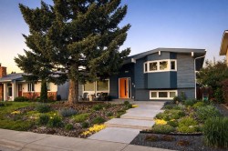 16 Lake Twintree Place SE Calgary, AB T2J 2X5