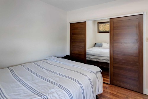 4007 Centre A Street Ne, Calgary, AB - Indoor Photo Showing Bedroom