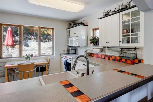 4007 Centre A Street Ne, Calgary, AB - Indoor