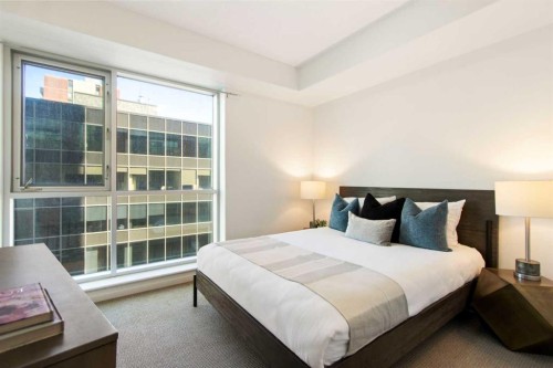 505-836 15 Avenue Sw, Calgary, AB - Indoor Photo Showing Bedroom
