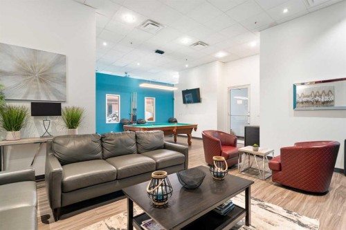 505-836 15 Avenue Sw, Calgary, AB - Indoor Photo Showing Living Room