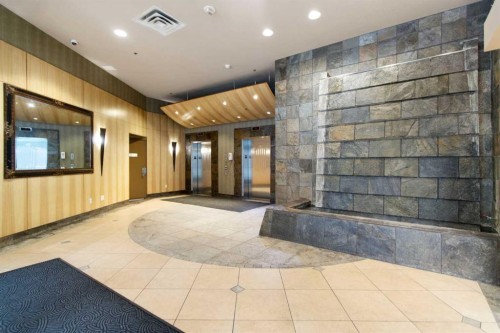 505-836 15 Avenue Sw, Calgary, AB - Indoor Photo Showing Other Room