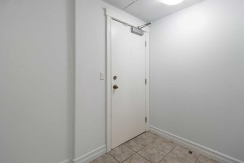 505-836 15 Avenue Sw, Calgary, AB - Indoor Photo Showing Other Room