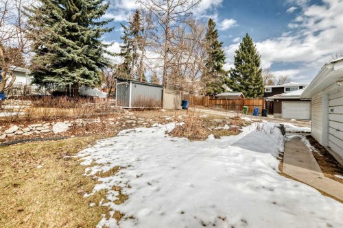 5116 33 Street Nw, Calgary, AB - Outdoor