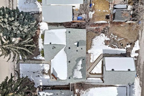 5116 33 Street Nw, Calgary, AB - Outdoor