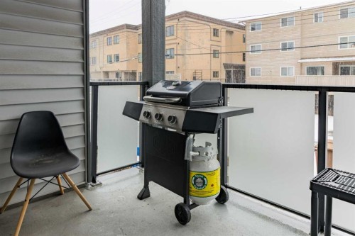 204-717 4A Street Ne, Calgary, AB - Outdoor With Exterior